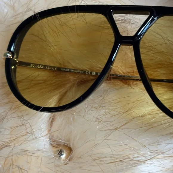 Bottega Veneta Drop Pilot Aviator Sunglasses Black/Yellow Lens Authentic - Picture 9 of 10